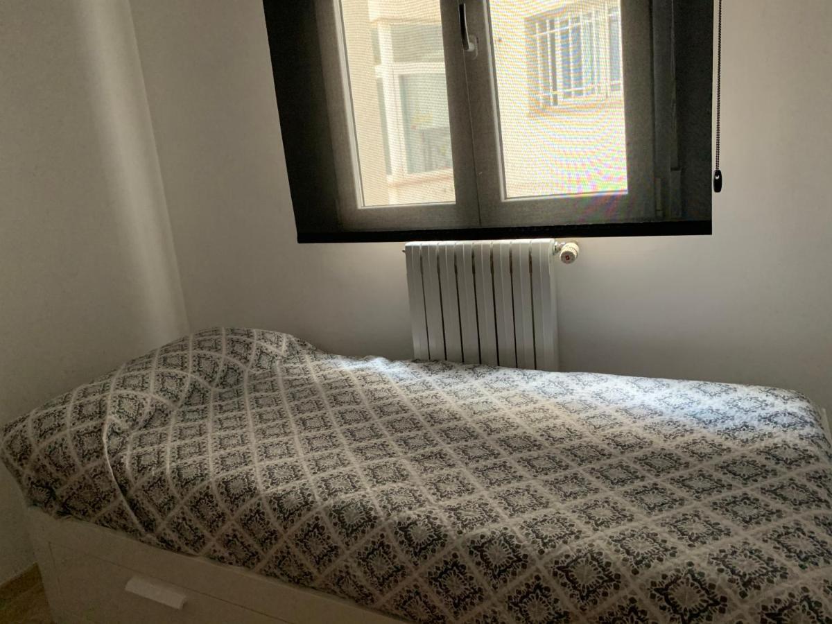 Bonito Alojamiento Junto A La Plaza De Toros Con Garage Apartment Albacete Bagian luar foto