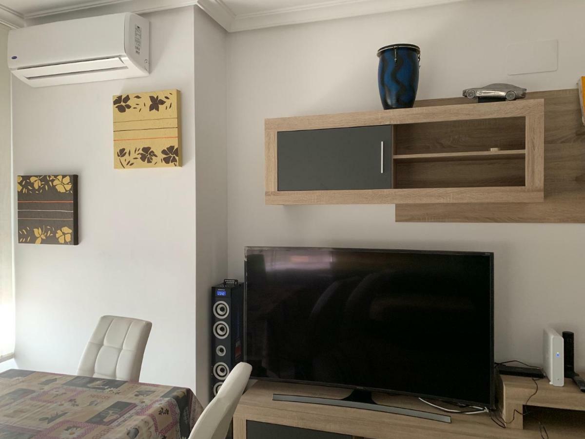 Bonito Alojamiento Junto A La Plaza De Toros Con Garage Apartment Albacete Bagian luar foto